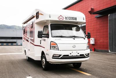 跨越者D5旅居车 2023款 畅游版(横床板)